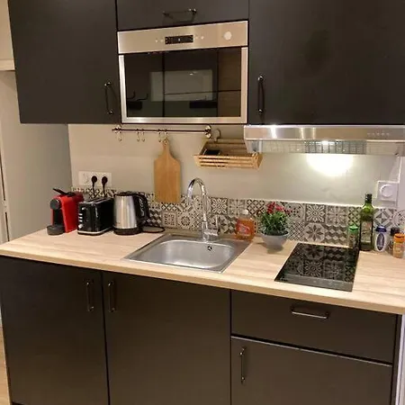 Joli Dans Le Coeur Historique Ecusson * Montpellier