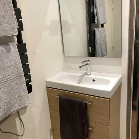 Joli Dans Le Coeur Historique Ecusson * Montpellier